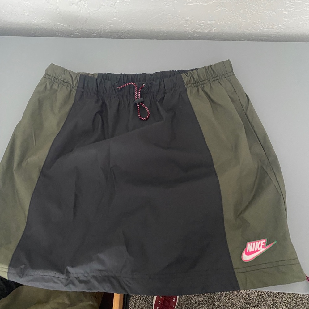 nike skirt
